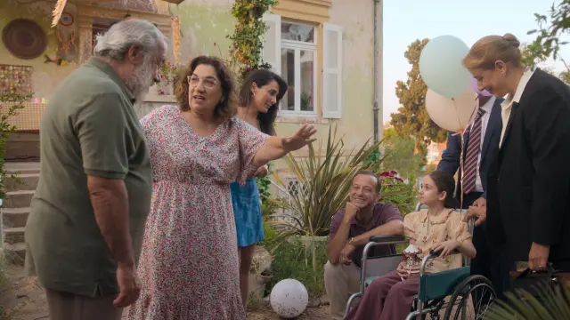 Zeytin Ağacı izle - HDFilmcehennemi